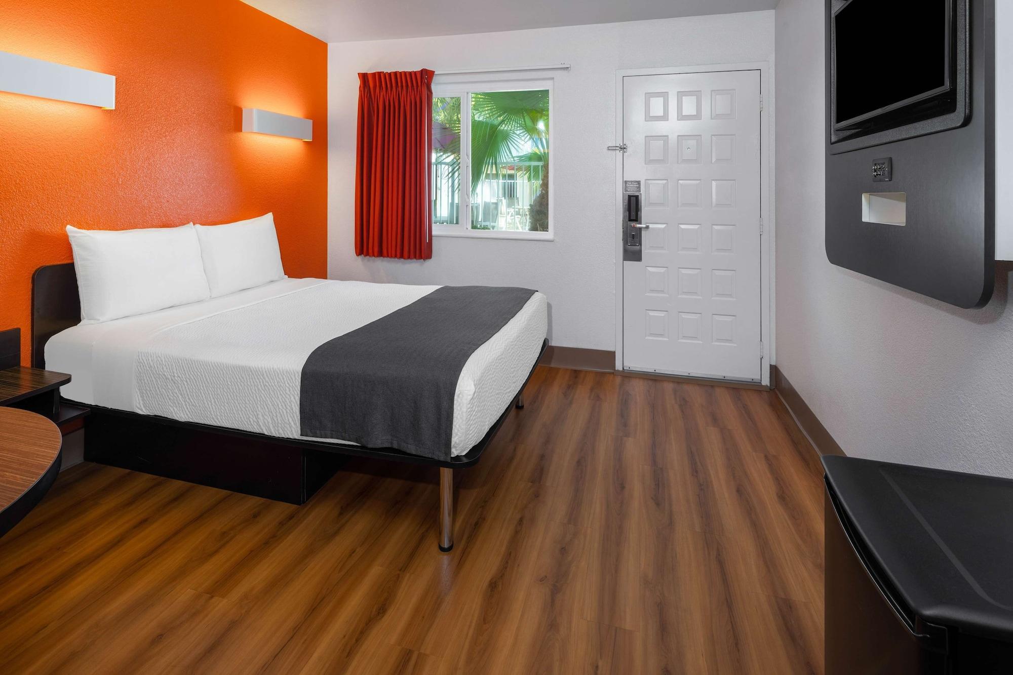 Motel 6-Carpinteria, Ca - Santa Barbara - South المظهر الخارجي الصورة