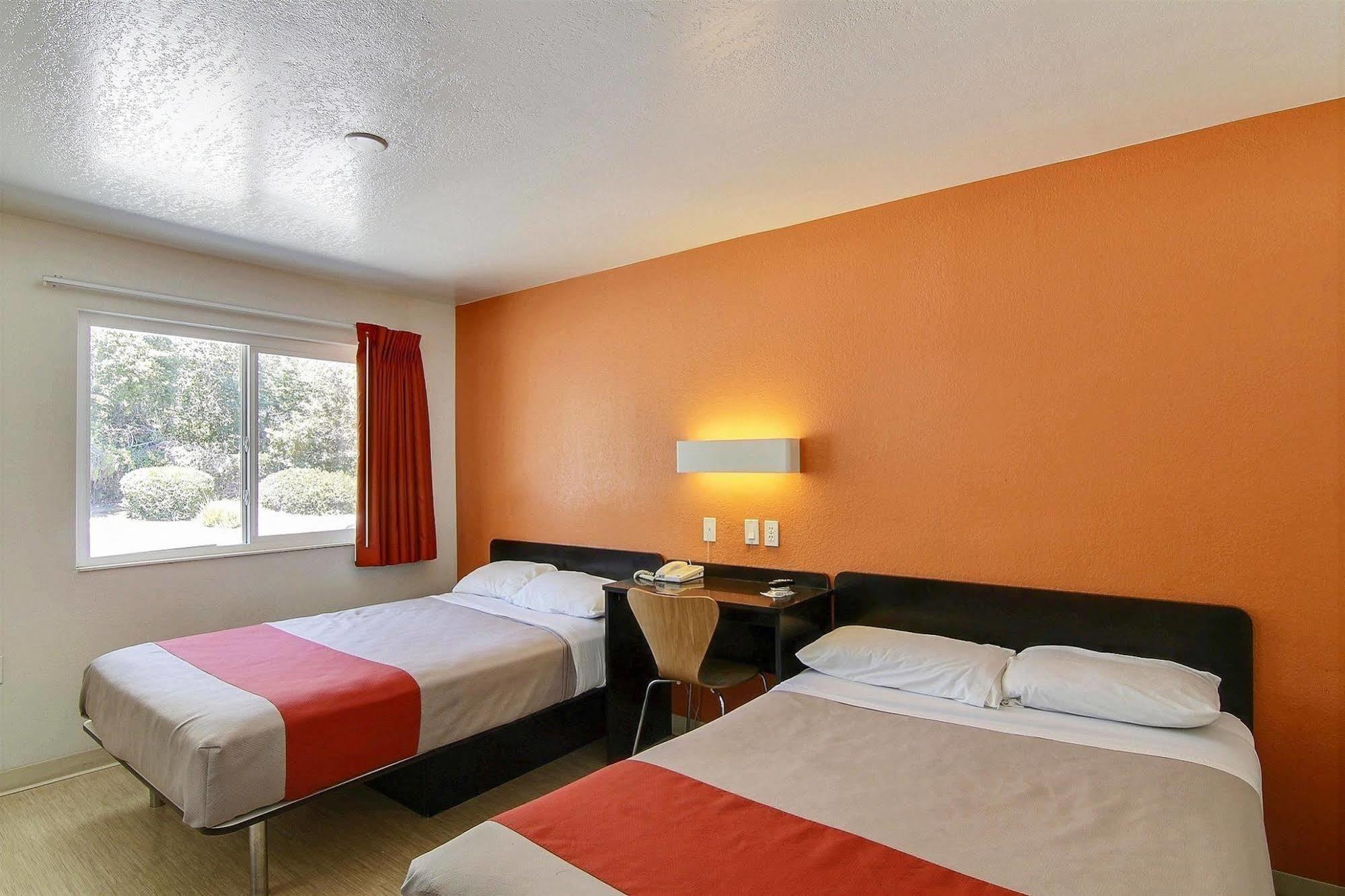 Motel 6-Carpinteria, Ca - Santa Barbara - South المظهر الخارجي الصورة
